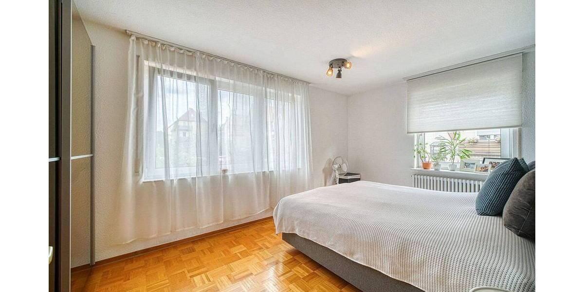 Etagenwohnung Stuttgart Zuffenhausen - 3 Zimmer, 80 m&sup2;, 990&euro; | Angebot:26796524