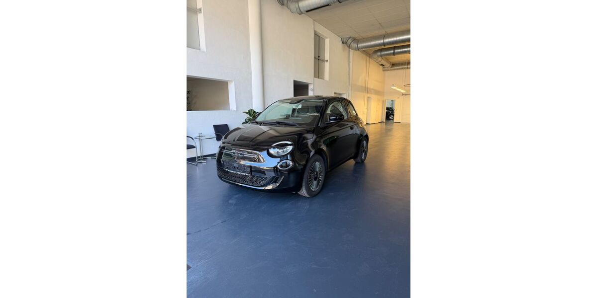 Fiat 500e 31.400 km 16.350 &euro; Böblingen 71034