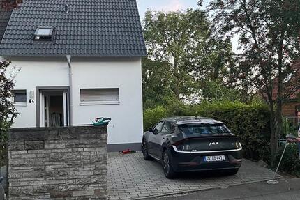 Haus Korntal-Münchingen Münchingen - 6.5 Zimmer, 159 m&sup2;, 690.000&euro; | Angebot:26950368