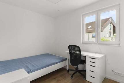Zimmer Zuffenhausen-Mitte Mitte - 1 Zimmer, 590&euro; | Angebot:27196211