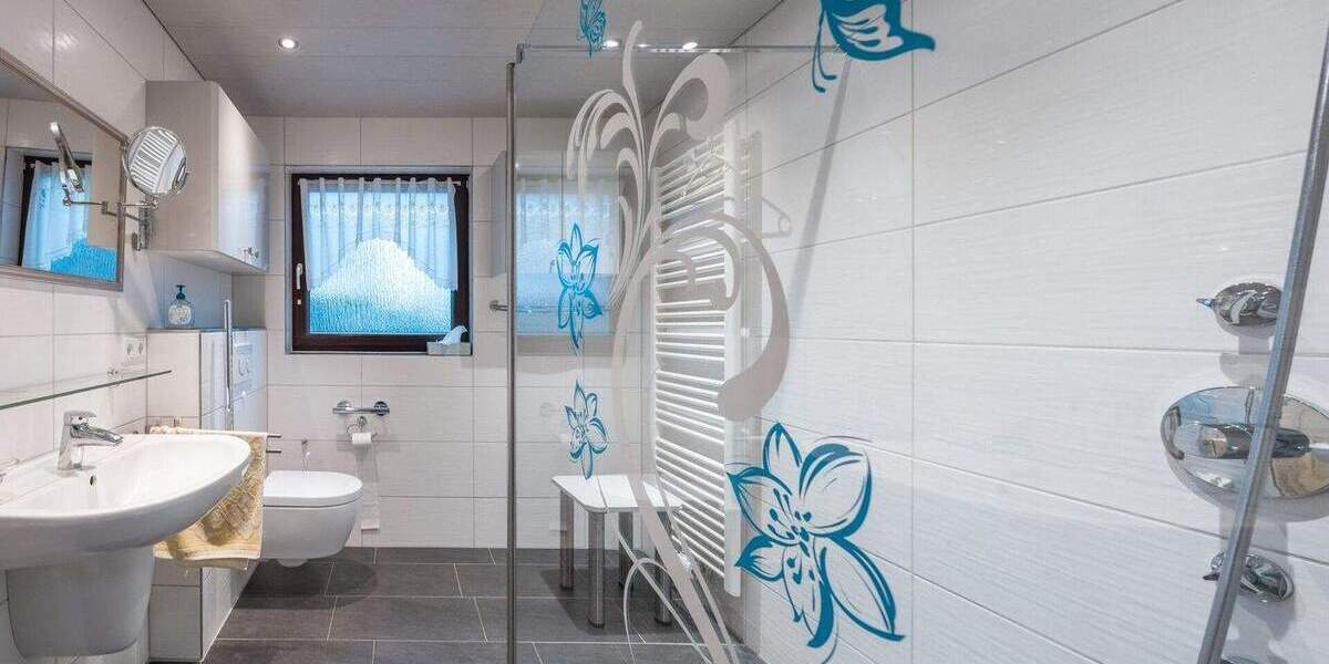 Einfamilienhaus Leutenbach Weiler zum Stein - 7 Zimmer, 181 m&sup2;, 695.000&euro; | Angebot:25744961