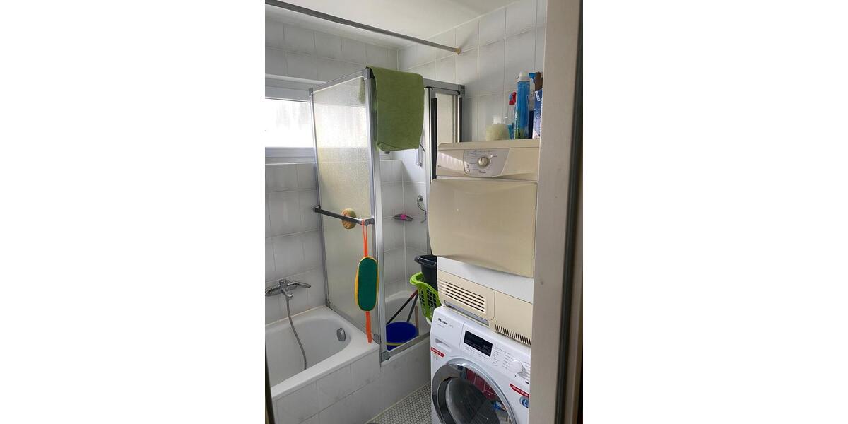 Etagenwohnung Backnang - 4.5 Zimmer, 106 m&sup2;, 350.000&euro; | Angebot:25632819