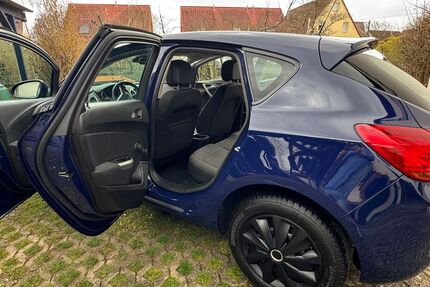 Opel Astra 152.600 km 4.700 &euro; Ditzingen 71254