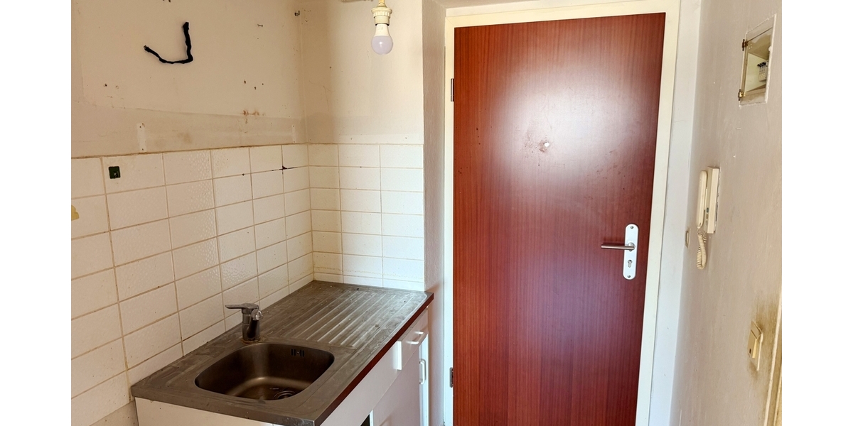 „1-Zi.-Apartment in Weinstadt-Endersbach – renovierungsbedürftig mit Potenzial“ - 1- Weinstadt / Endersbach Endersbach | Angebot:25855163