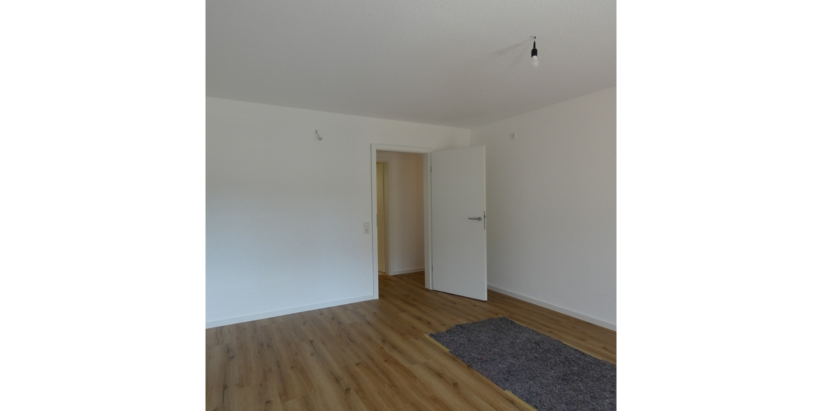 Frisch saniert: 3-Zimmer-Wohnung + 30 m² nutzbarer Hobbyraum (120 m² Gesamt!) - 3- Winterbach | Angebot:26985442