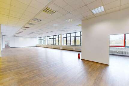 Gewerbeobjekt Leingarten - 3.000&euro; | Angebot:26645541