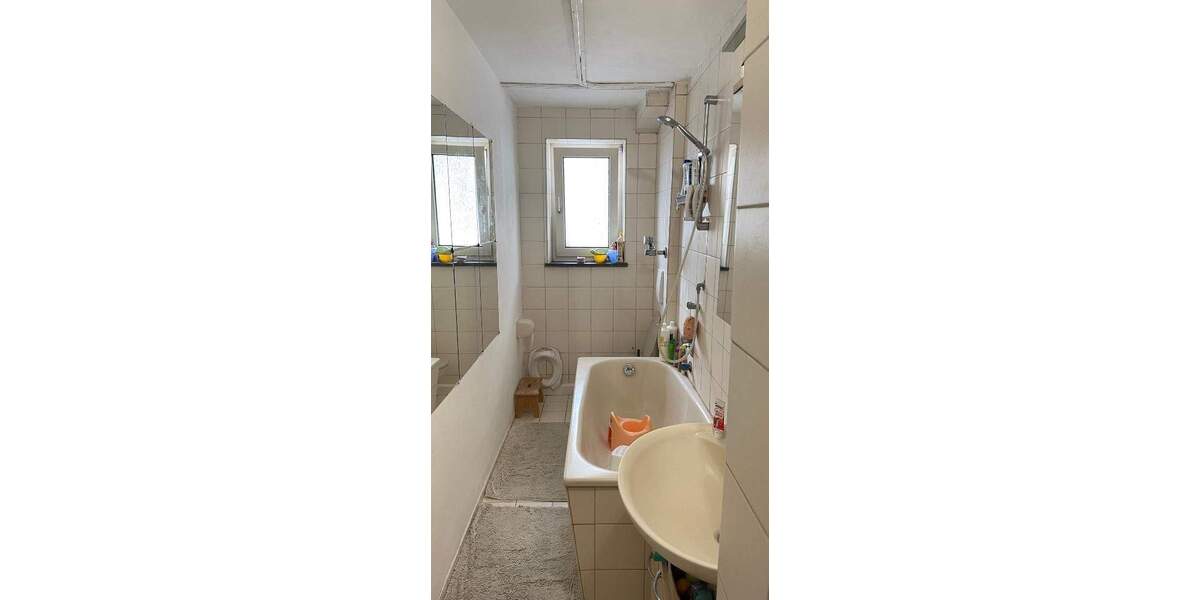 Etagenwohnung Stuttgart Ost - 3 Zimmer, 72 m&sup2;, 225.000&euro; | Angebot:25737011