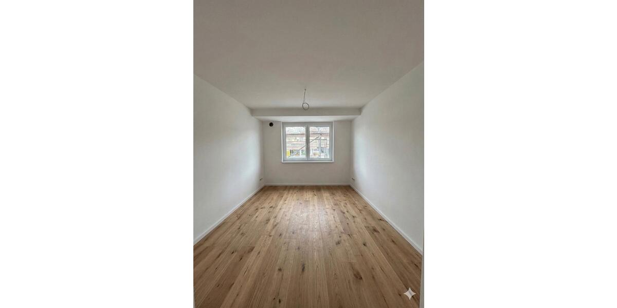 Etagenwohnung Weinstadt - 3.5 Zimmer, 87 m&sup2;, 1.250&euro; | Angebot:26526426