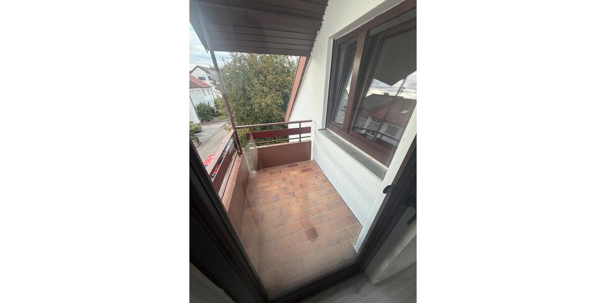 Dachgeschoßwohnung Ostfildern - 2.5 Zimmer, 60 m&sup2;, 950&euro; | Angebot:27550291