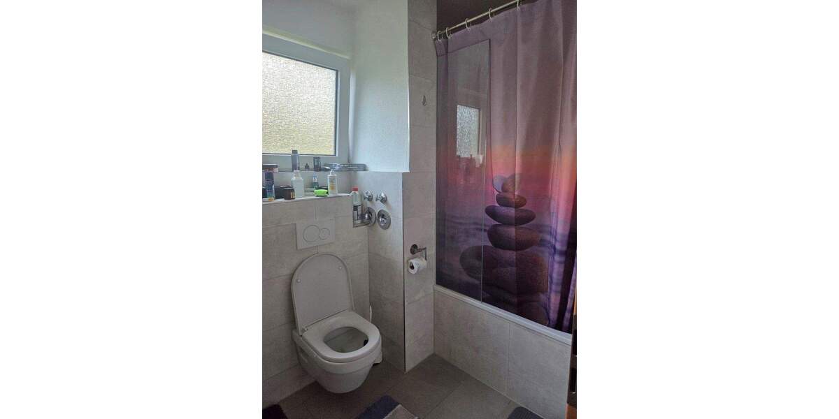 Etagenwohnung BAcknang Backnang - 4 Zimmer, 95 m&sup2;, 349.000&euro; | Angebot:25654239