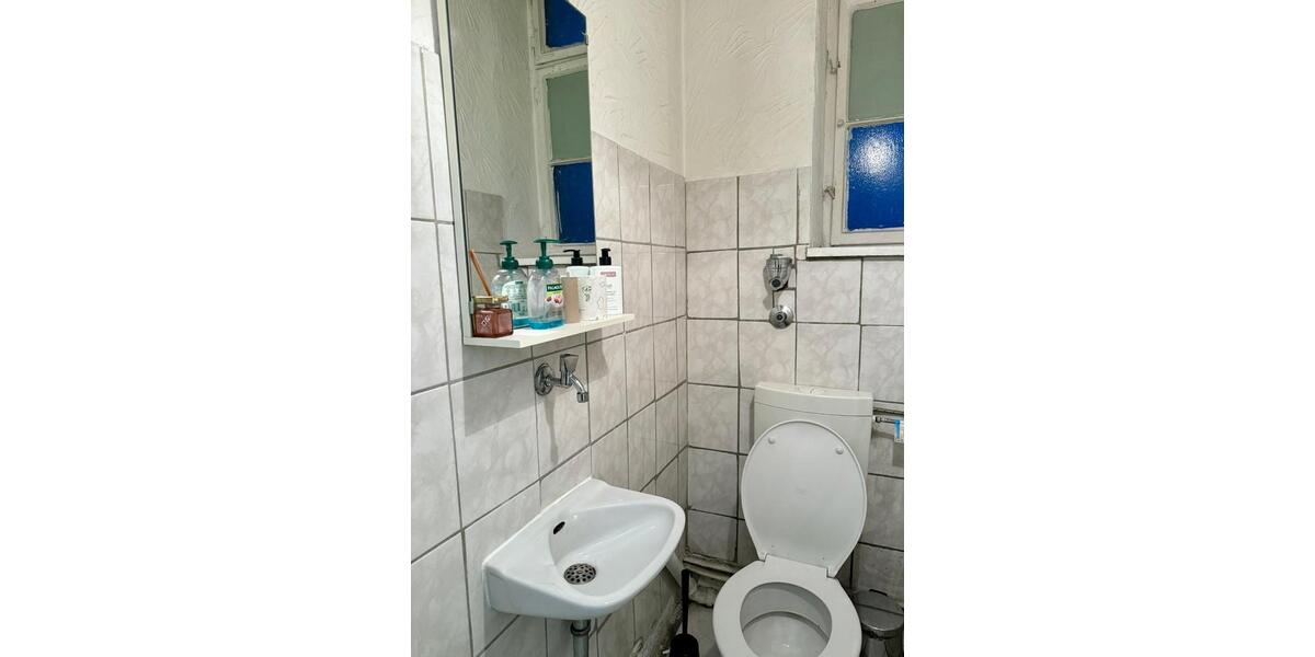Etagenwohnung Stuttgart Stuttgart-Süd - 6 Zimmer, 130 m&sup2;, 745&euro; | Angebot:26462118