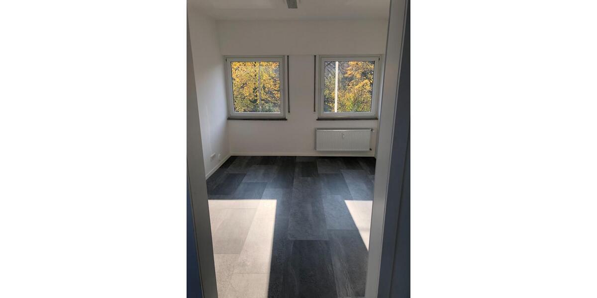 Repräsentatives Büro, Büroeinheit in bester Lage in Remshalden - Gewerbeobjekt Remshalden | Angebot:25416151