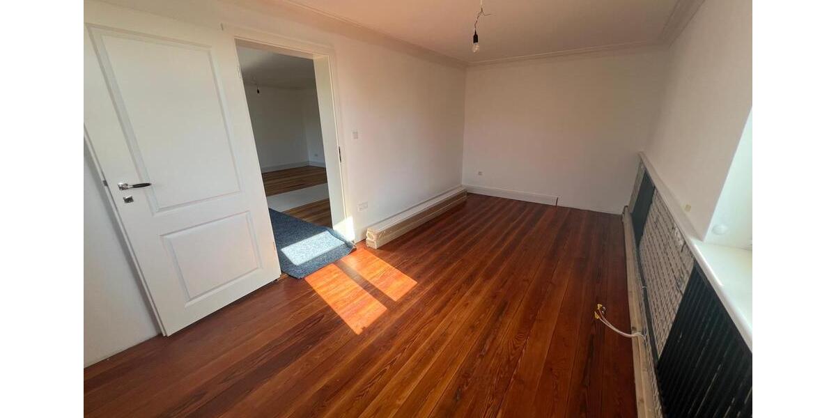 Etagenwohnung Schwieberdingen - 3 Zimmer, 95 m&sup2;, 1.520&euro; | Angebot:27540334