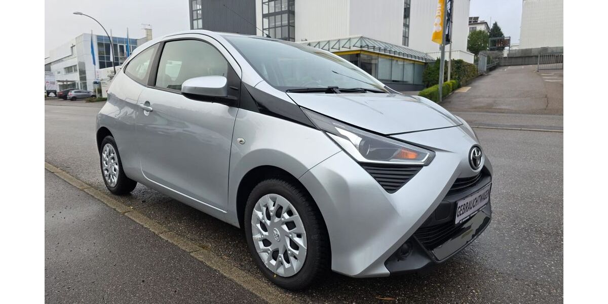 Toyota Aygo (X) 75.575 km 8.690 &euro; Kornwestheim (bei Stuttgart) 70806