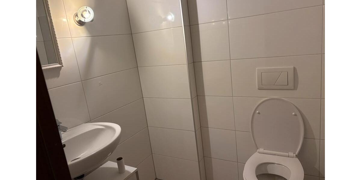 Erdgeschoßwohnung Stuttgart Bopser - 2 Zimmer, 70 m&sup2;, 1.250&euro; | Angebot:24876905