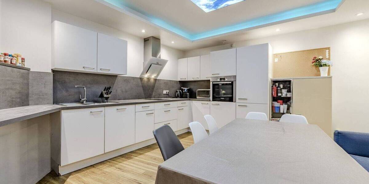 Etagenwohnung Stuttgart / Mitte Süd - 8 Zimmer, 190 m&sup2;, 999.000&euro; | Angebot:26869040
