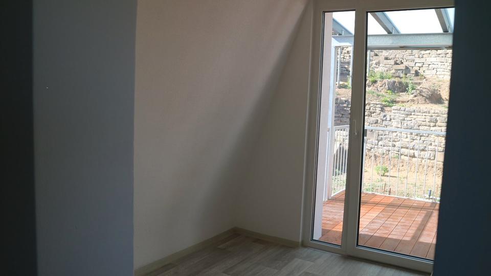 Maisonettenwohnung Mühlacker - 5 Zimmer, 125 m&sup2;, 1.350&euro; | Angebot:27569602