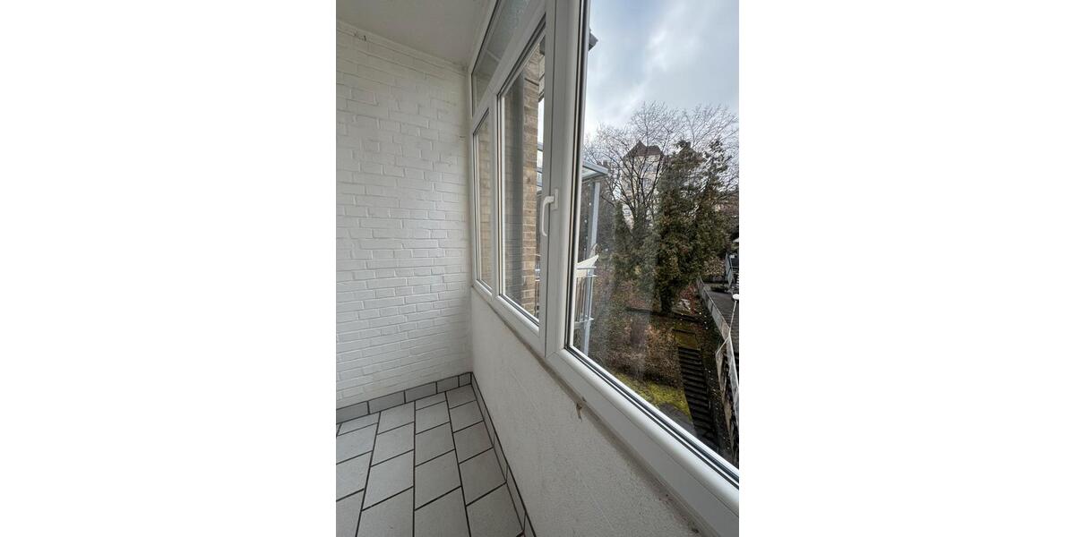 Etagenwohnung Stuttgart Bopser - 3 Zimmer, 70 m&sup2;, 1.200&euro; | Angebot:27543032