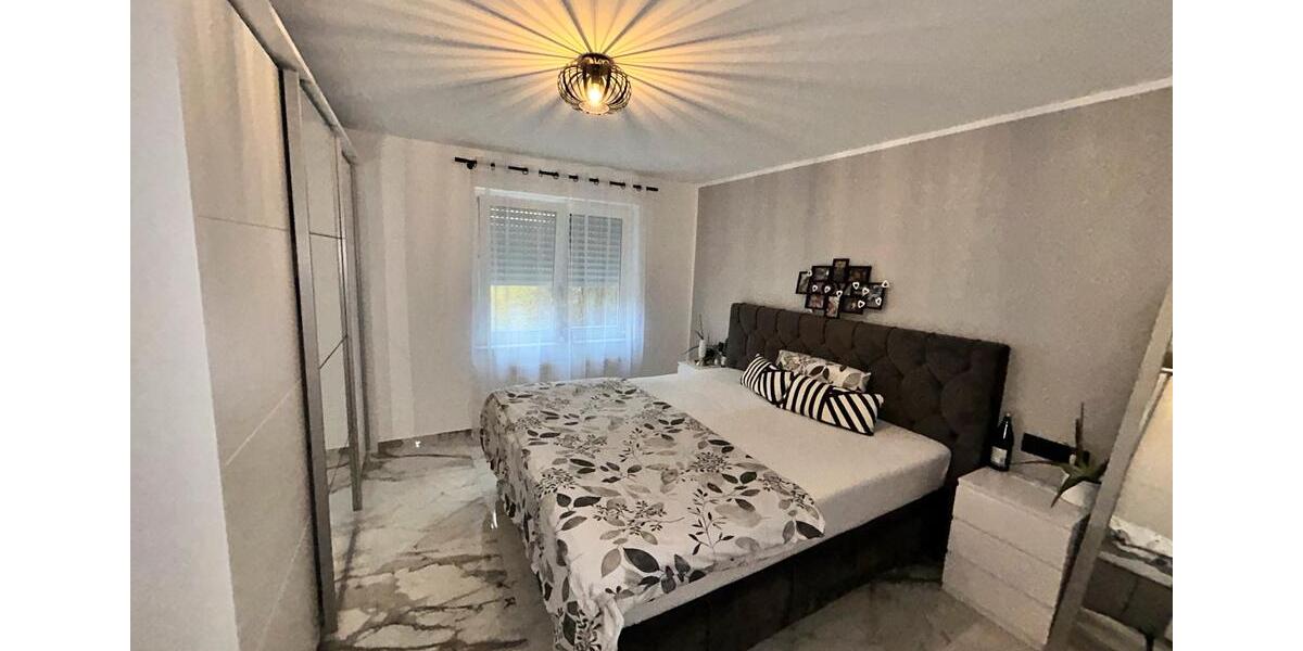 Mehrfamilienhaus, Wohnhaus Grafenau - 3 Zimmer, 73 m&sup2;, 360.000&euro; | Angebot:25219781