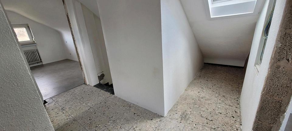 Dachgeschoßwohnung Wüstenrot - 2 Zimmer, 35 m&sup2;, 700&euro; | Angebot:25723189