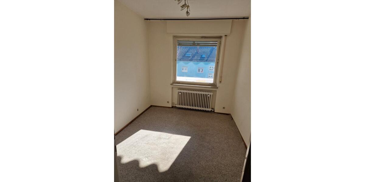 Etagenwohnung Ludwigsburg - 3 Zimmer, 71 m&sup2;, 230.000&euro; | Angebot:26765342