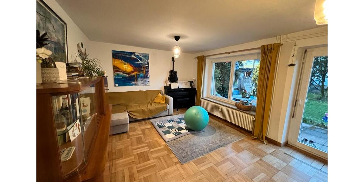 Etagenwohnung Ludwigsburg Pflugfelden - 3 Zimmer, 70 m&sup2;, 1.390&euro; | Angebot:25802923