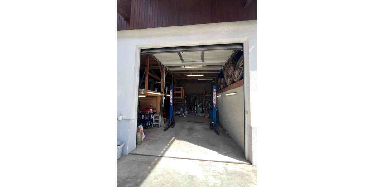 Mehrfamilienhaus, Wohnhaus Neckarwestheim - 11 Zimmer, 210 m&sup2;, 844.000&euro; | Angebot:26048201