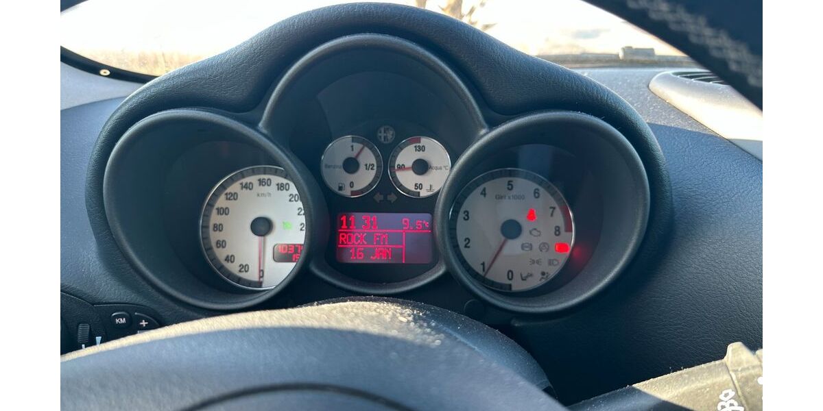 Alfa Romeo GT 104.350 km 6.200 &euro; Lehrensteinsfeld 74251