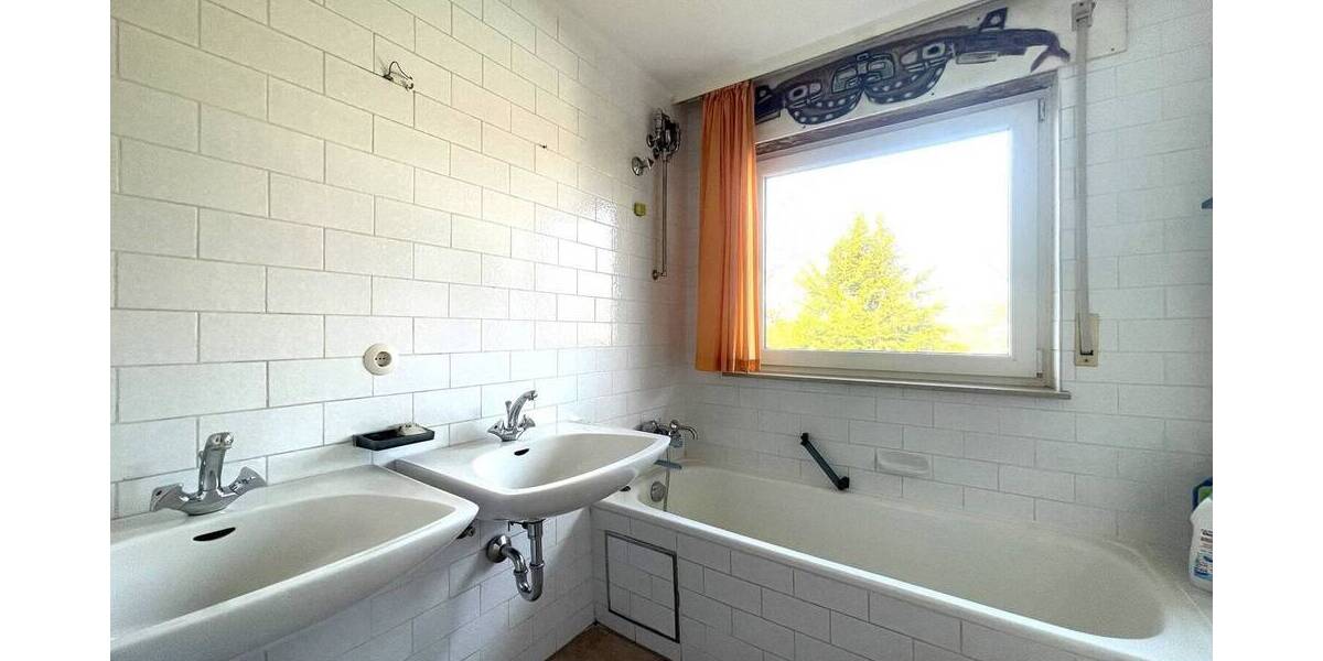 Einfamilienhaus Heimsheim - 7 Zimmer, 171 m&sup2;, 689.000&euro; | Angebot:25691712