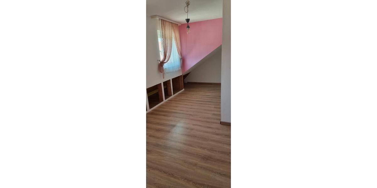 Mehrfamilienhaus, Wohnhaus Reichenbach an der Fils - 8 Zimmer, 195 m&sup2;, 500.000&euro; | Angebot:27097666