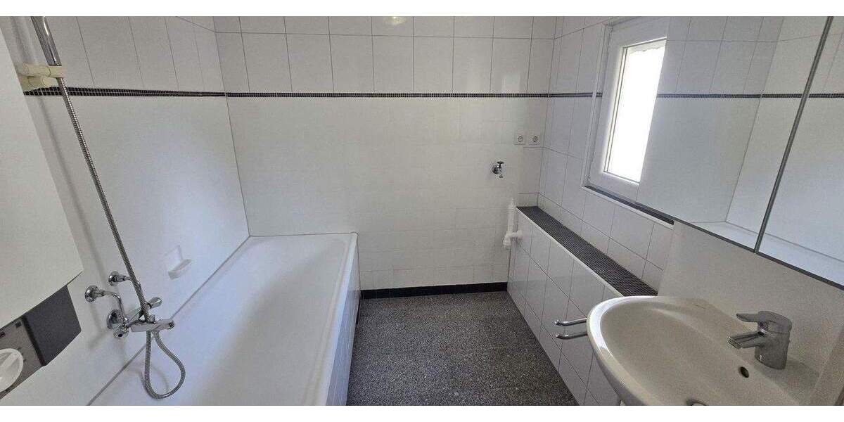 Etagenwohnung Wendlingen - 3 Zimmer, 66 m&sup2;, 825&euro; | Angebot:25732265