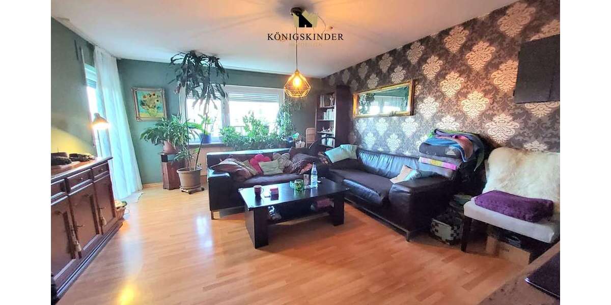 Etagenwohnung Esslingen am Neckar Pliensauvorstadt - 4.5 Zimmer, 111 m&sup2;, 420.000&euro; | Angebot:26018086