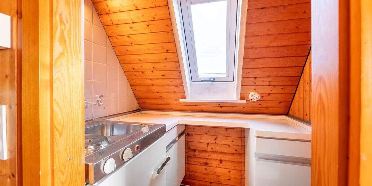Mehrfamilienhaus, Wohnhaus Stuttgart Degerloch - 9 Zimmer, 140 m&sup2;, 690.000&euro; | Angebot:25685475