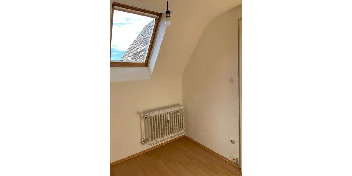 Etagenwohnung Stuttgart Vaihingen - 2 Zimmer, 70 m&sup2;, 680&euro; | Angebot:25862243