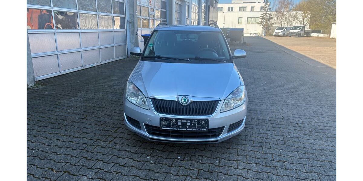 Skoda Fabia 255.105 km 3.490 &euro; Waiblingen Neustadt ( 15 km von Stuttgart ) 71336
