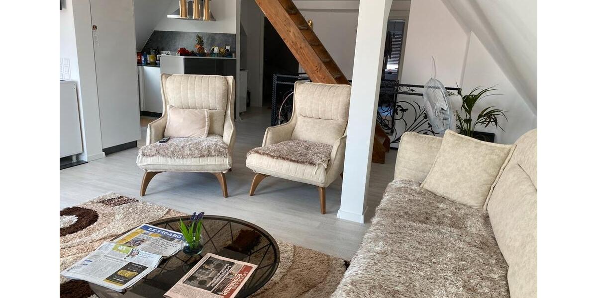 Dachgeschoßwohnung Schorndorf - 4 Zimmer, 80 m&sup2;, 1.000&euro; | Angebot:27548710