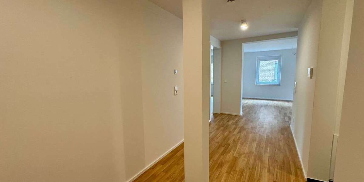 Etagenwohnung Esslingen am Neckar - 3 Zimmer, 93 m&sup2;, 1.625&euro; | Angebot:26496998