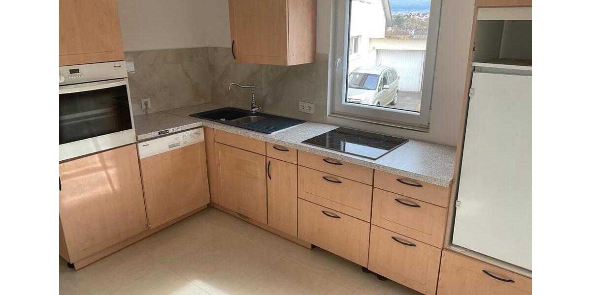 Etagenwohnung Markgröningen - 2 Zimmer, 60 m&sup2;, 1.000&euro; | Angebot:25902079