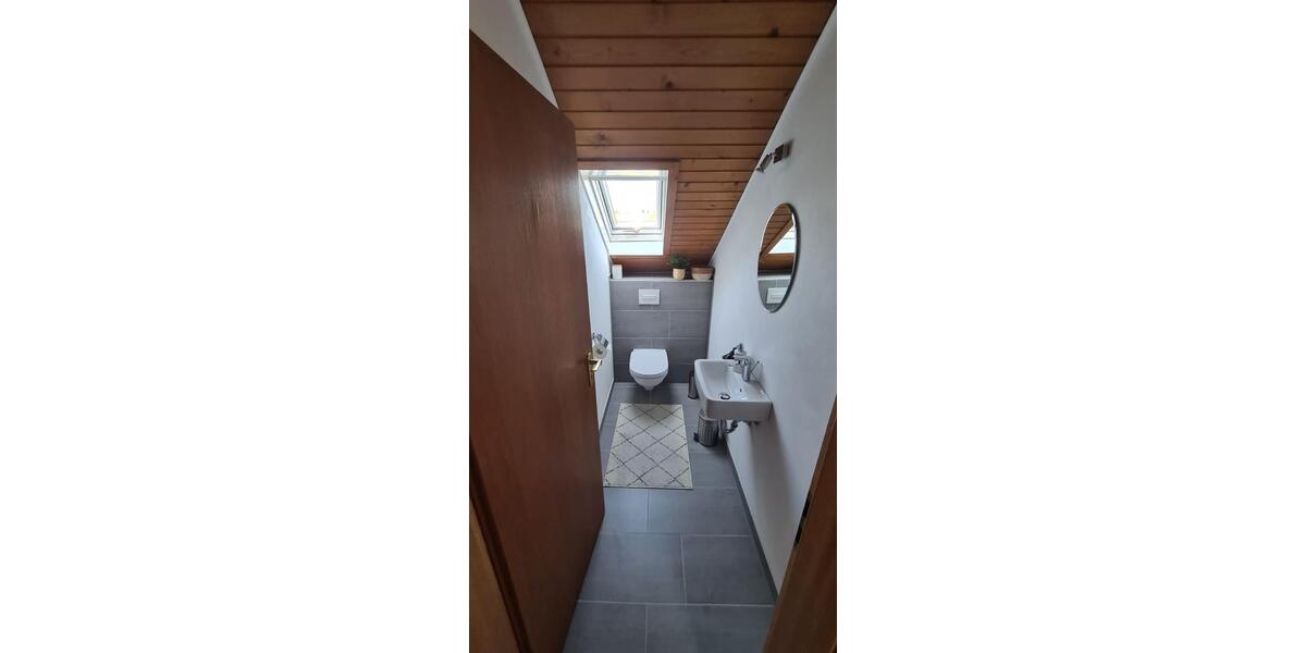 Dachgeschoßwohnung Bietigheim-Bissingen Bissingen - 3 Zimmer, 66 m&sup2;, 1.150&euro; | Angebot:27536939