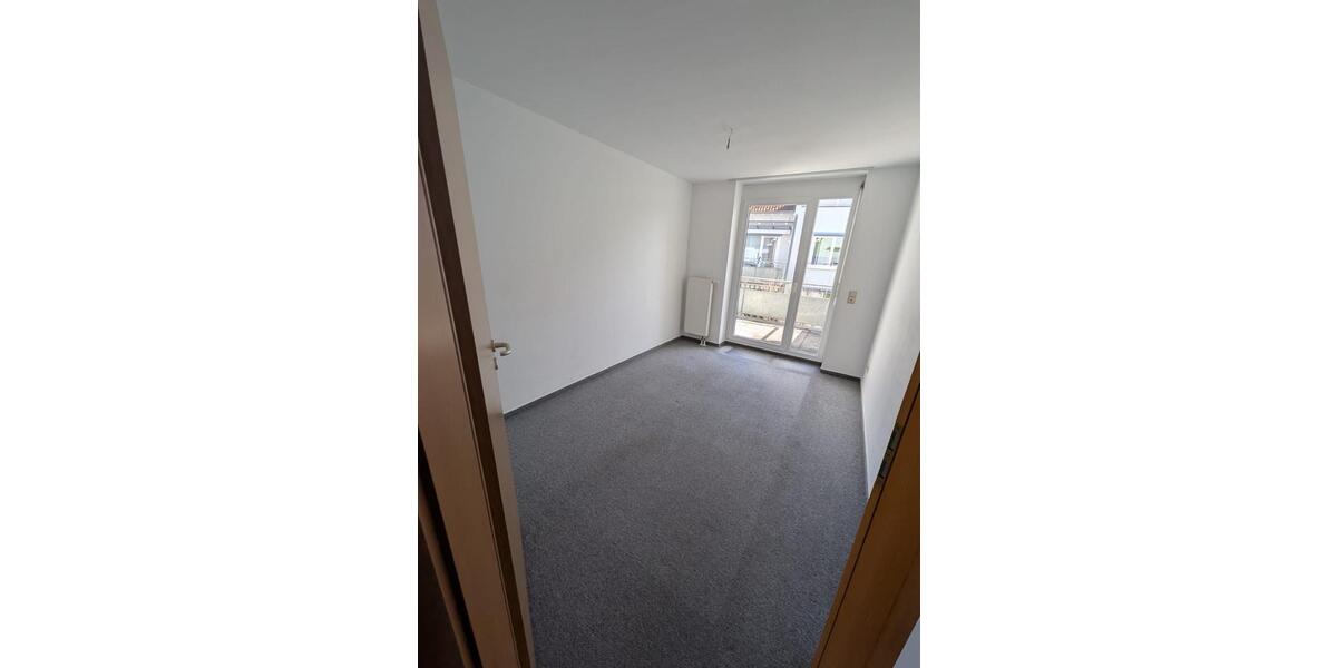 Etagenwohnung Wendlingen am Neckar - 3 Zimmer, 70 m&sup2;, 1.350&euro; | Angebot:25794104