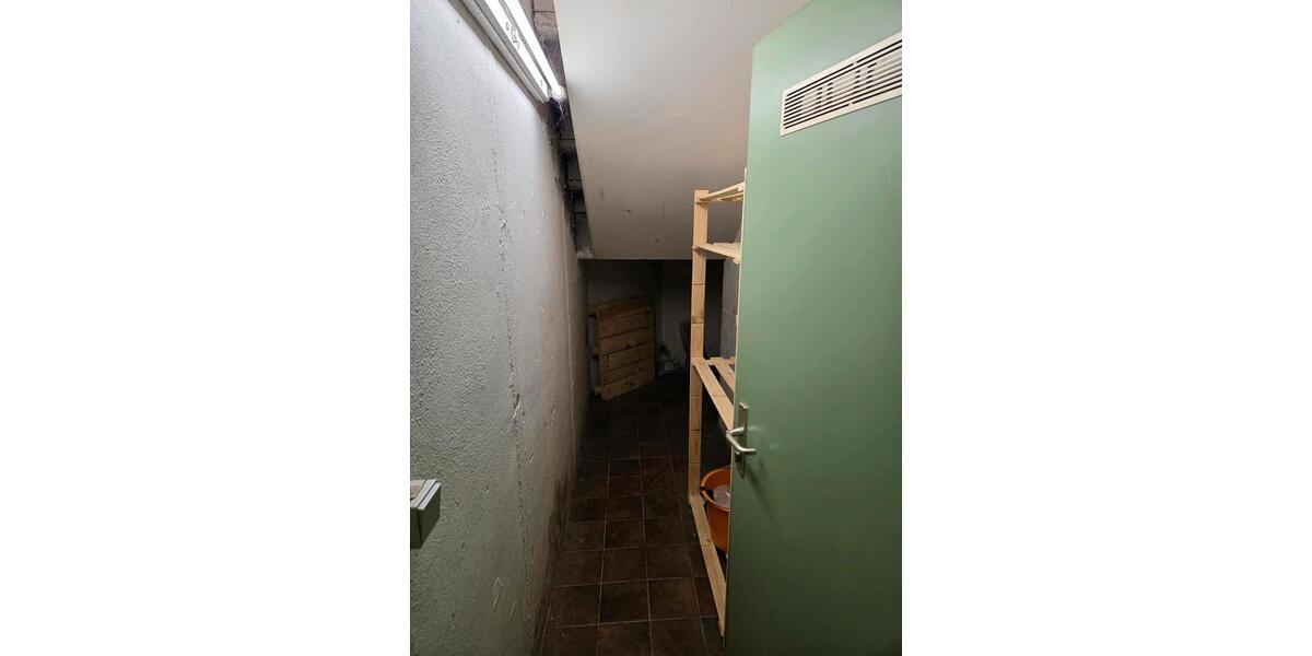 Dachgeschoßwohnung Güglingen - 1 Zimmer, 23 m&sup2;, 385&euro; | Angebot:27556642