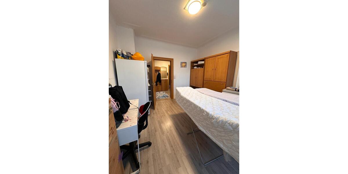 Etagenwohnung Ludwigsburg - 4.5 Zimmer, 117 m&sup2;, 479.000&euro; | Angebot:25056668