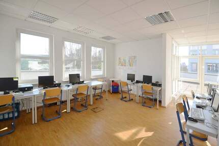 Gewerbeobjekt Leonberg Eltingen - 5 Zimmer, 157 m&sup2;, 1.450&euro; | Angebot:25748782