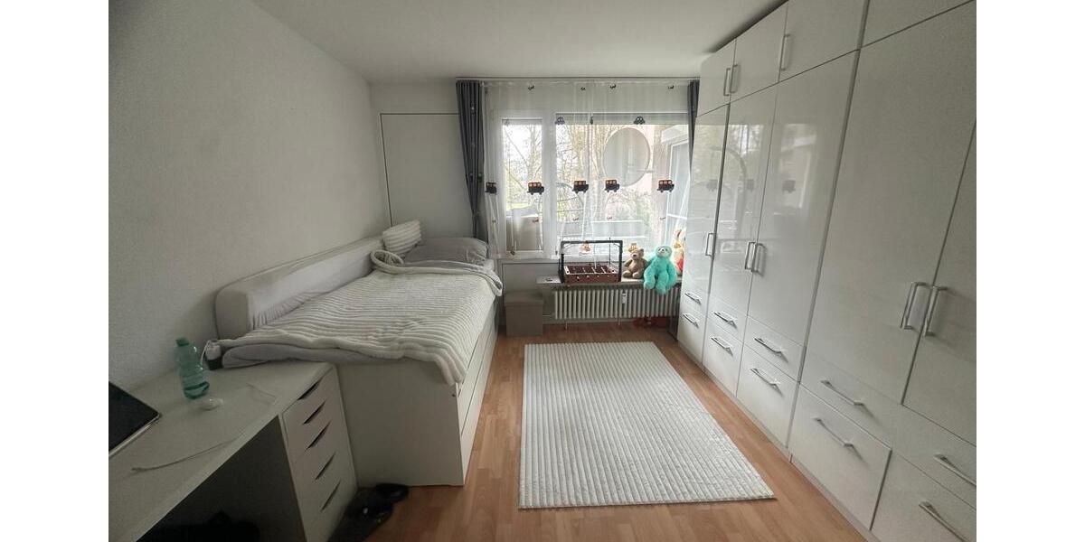 Etagenwohnung Vaihingen an der Enz - 4 Zimmer, 92 m&sup2;, 350.000&euro; | Angebot:25919221