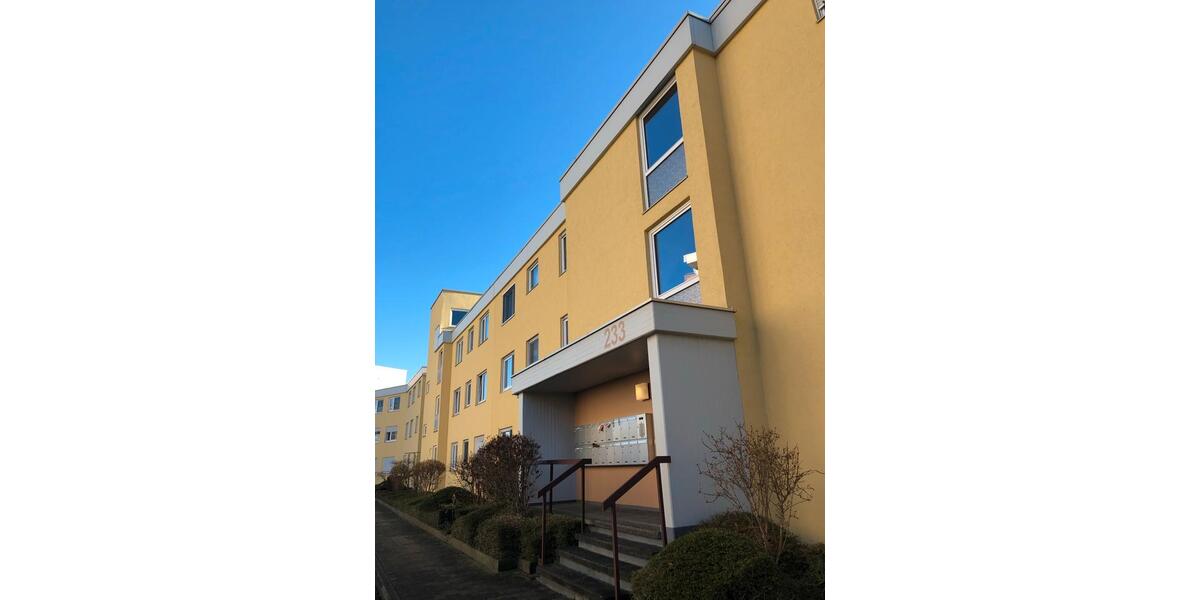 Erdgeschoßwohnung Stuttgart Degerloch - 2 Zimmer, 96 m&sup2;, 1.490&euro; | Angebot:27554304