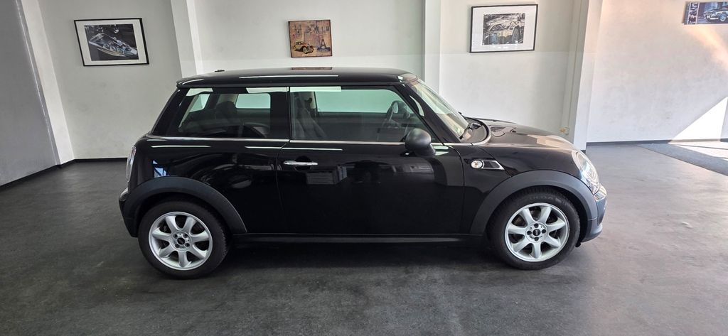 Mini ONE 230.000 km 2.990 &euro; Asperg/Ludwigsburg bei Stuttgart 71679