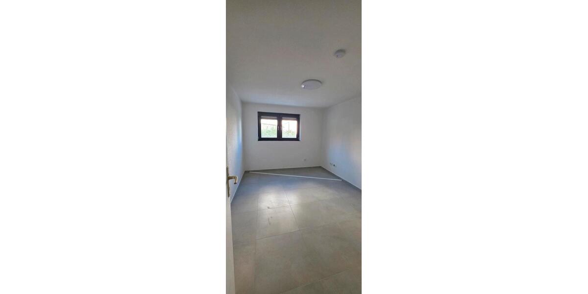 Erdgeschoßwohnung Asperg - 3 Zimmer, 70 m&sup2;, 1.090&euro; | Angebot:27568202