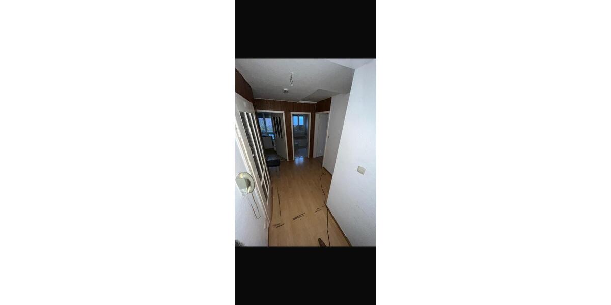 Etagenwohnung Backnang - 3 Zimmer, 70 m&sup2;, 1.050&euro; | Angebot:25239752