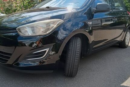 Hyundai i20 30.700 km 6.300 &euro; Lehrensteinsfeld 74251