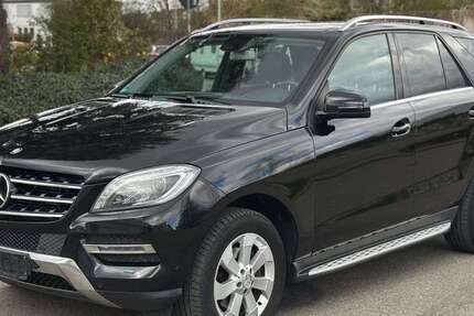 Mercedes-Benz ML 350 185.000 km 17.490 &euro; Möglingen 71696